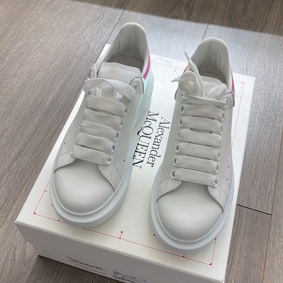 Authentic Brand New Alexander McQUEEN Sneakers - Picture 7 of 10